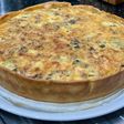 Quiche de pringá, setas y calabacín