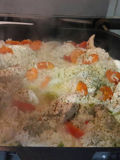 Una foto de Cazuela de arroz con pollo