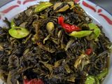 Oseng Daun Singkong