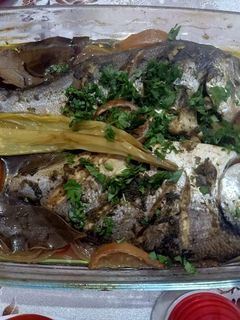 صورة لوصفة سمك دوراد في الفرن