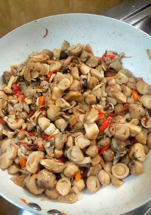 Foto resep Oseng Jamur Sawit