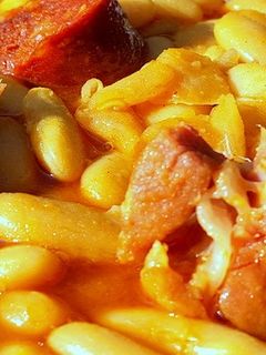Una foto de Fabada Asturiana