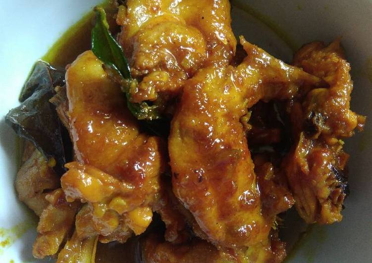 Bagaimana mengolah Semur ayAm bacem Lezat
