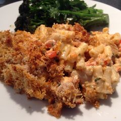 A picture of Jamie Oliver's Macaroni Cheese.