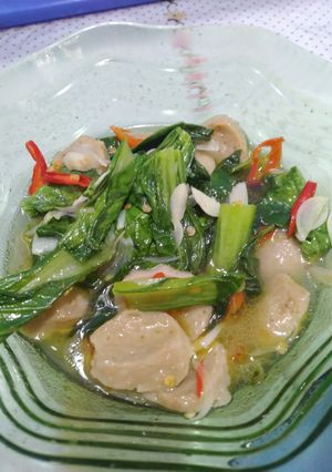Foto resep Tumis Sawi Bakso