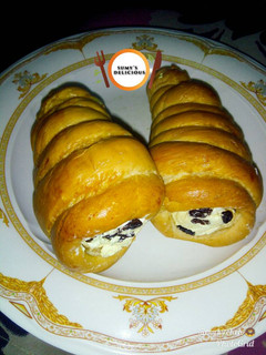 A picture of Cone bread.
