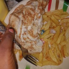 Irish patato chips with eggs A picture of Irish patato chips with eggs.