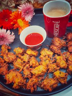 ভেজ এগ পকোড়া (Veg egg Pakoda recipe in bengali) রেসিপির প্রধান ছবি