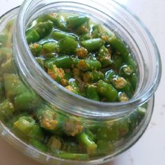 A picture of Chilli pickle or chilli aachar.
