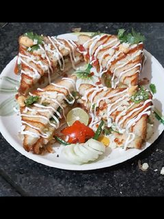 क्रिस्पी वेज सैंडविच (Crispy veg sandwich recipe in hindi) रेसिपी मुख्य फोटो