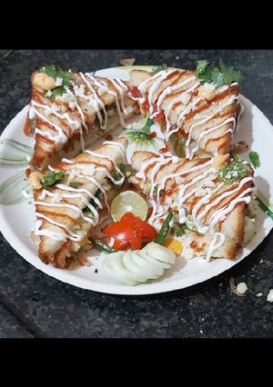 क्रिस्पी वेज सैंडविच (Crispy veg sandwich recipe in hindi) रेसिपी मुख्य फोटो
