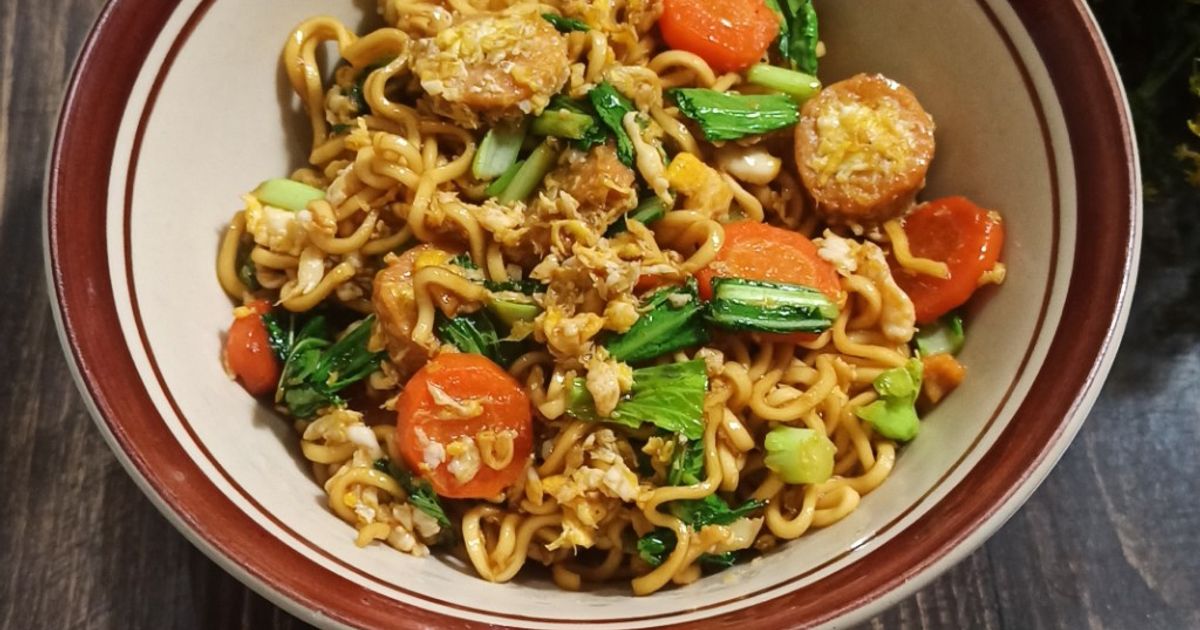 Mie goreng sosis ala eunike
