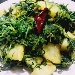A picture of Methi aloo.