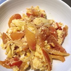 A picture of Onion Tomato Egg.