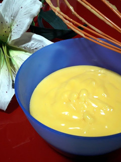 Una foto de Crema pastelera sencilla de flan
