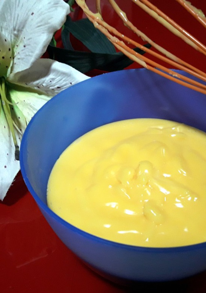 Una foto de Crema pastelera sencilla de flan