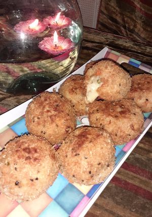A picture of Chicken potato cheese corn balls.