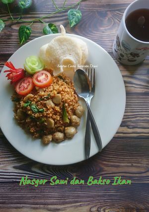 Foto resep 256. Nasi Goreng Bakso, Daun Sawi, Cabe Merah