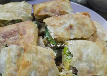 Resep Mudah Martabak Telur Daging Kulit Lumpia Lezat Mantap