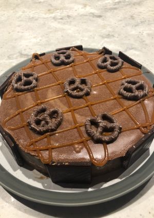 A picture of Salted caramel torte.