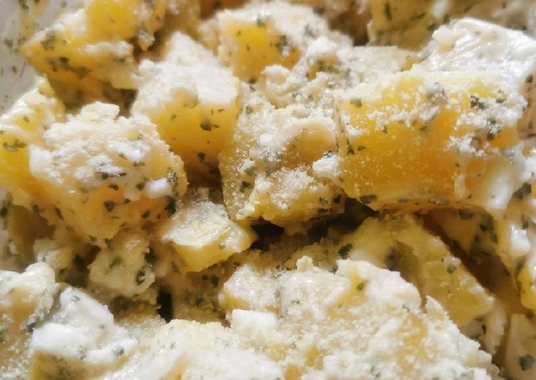 Panduan Menyiapkan Potato salad with parmesan cheese 👌🏻 Lezat Sekali