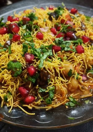 A picture of Tikkiya Chole Chaat(Peas Stuffed).