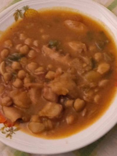 Una foto de Garbanzos con rejos