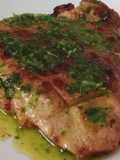 Solomillo de cerdo a la plancha con salsa verde