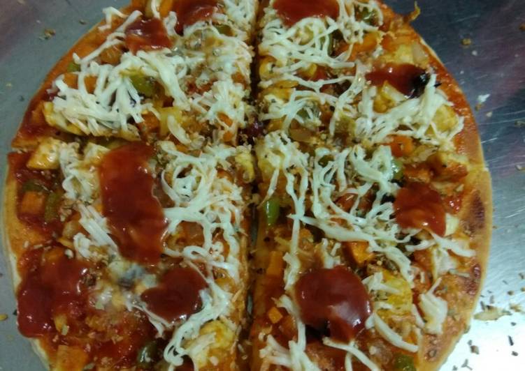 Recipe of Perfect Veg paneer Pizza