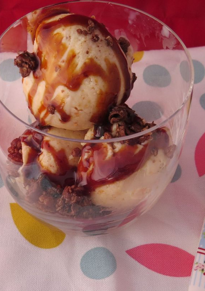Una foto de Helado de limón con leche condensada