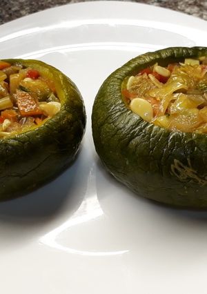 Una foto de Zapallitos rellenos de verdura