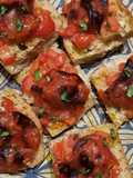 Pan con tomate y chorizo
