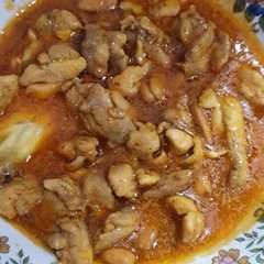 Una foto de Pollo con almendras