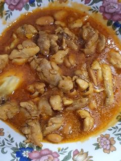 Una foto de Pollo con almendras