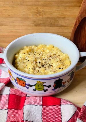 Una foto de Pastina 🥣 "Pasta chiquita" en italiano 🤌🏼 entre sopa y "risotto" de fideítos 😋 Sopita anti frío 🥶