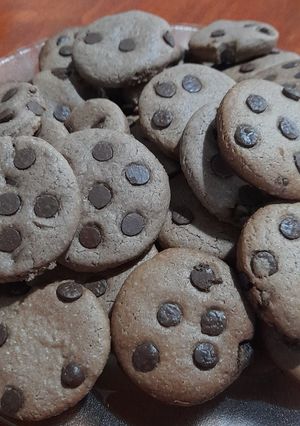 Una foto de Cookies de chocolate con chips😋