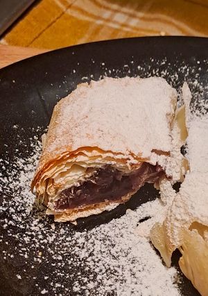 Meggyes rétes egyszerűen recept fotója