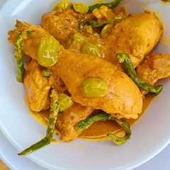 Gulai Ayam Bumbu Padang রেসিপির প্রধান ছবি