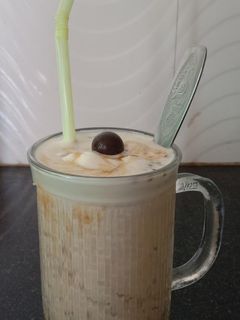 કોફી ફાલુદા (Coffee Faluda Recipe In Gujarati) રેસીપી મુખ્ય ફોટો