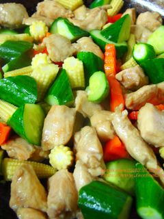 蔬菜炒雞丁 的食譜成品照片