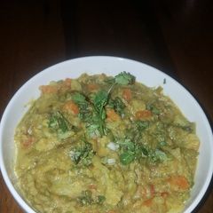A picture of Goan vegetable curry.