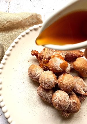 A picture of Cinnamon castagnole.