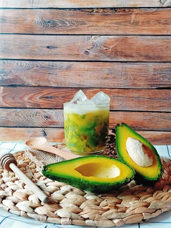 Cara Gampang Menyiapkan Resep Alpukat kocok Gula merah+skm yang  Bikin Ketagihan Anti Ribet, Uenak Banget