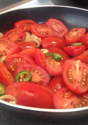 A picture of Plum tomato fry.