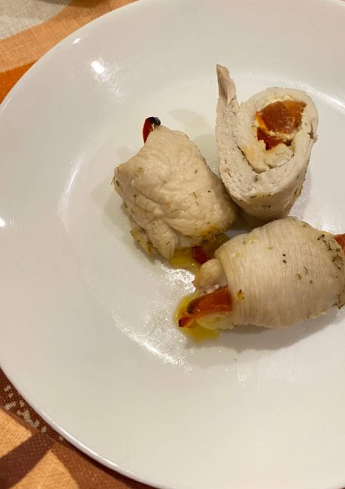 Курячі рулетики з овочами