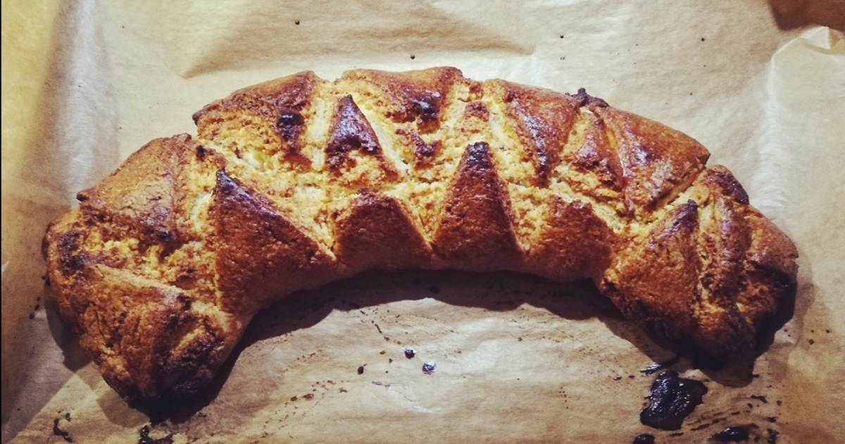 Haselnussrolle/Haselnusskranz Rezept von Christina Hoos - Cookpad