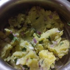 A picture of Aloo ka bharta.