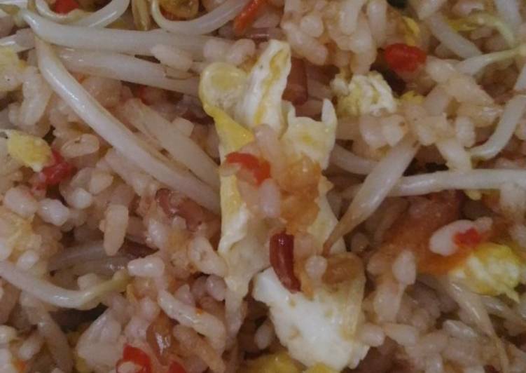 Nasi goreng orak arik telur