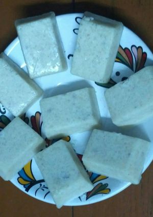 মিল্ক চকোলেট (milk chocolate recipe in bengali) রেসিপির প্রধান ছবি