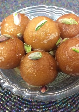 A picture of Oats Gulab jamun.